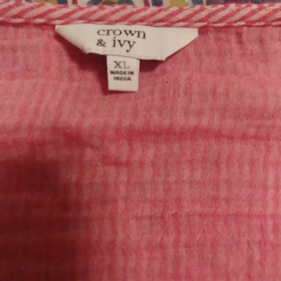 Crown & Ivy, Size XL Pink blouse - Picture 3 of 4